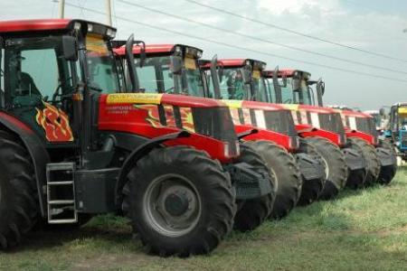 В России будет реализовано более 3,6 тысячи единиц сельхозтехники