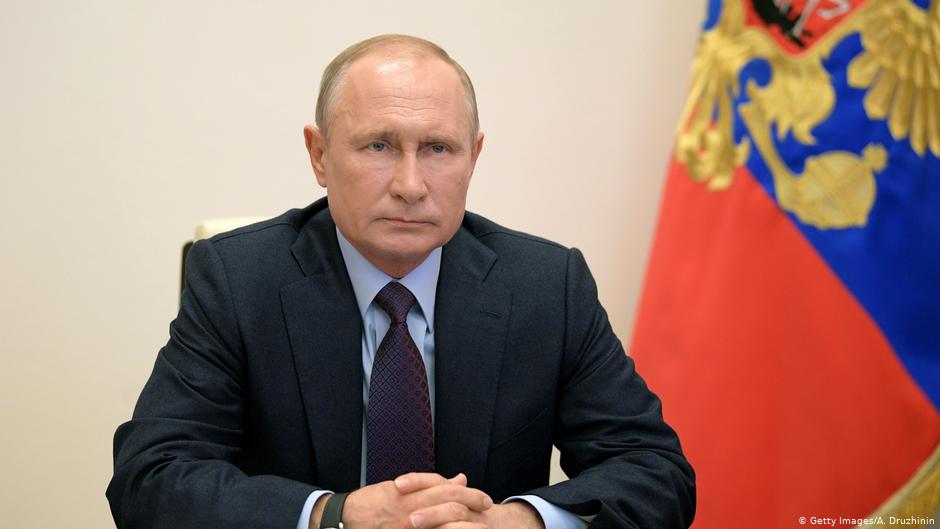 Путин поручил увеличить субсидии на закупку российской сельхозтехники