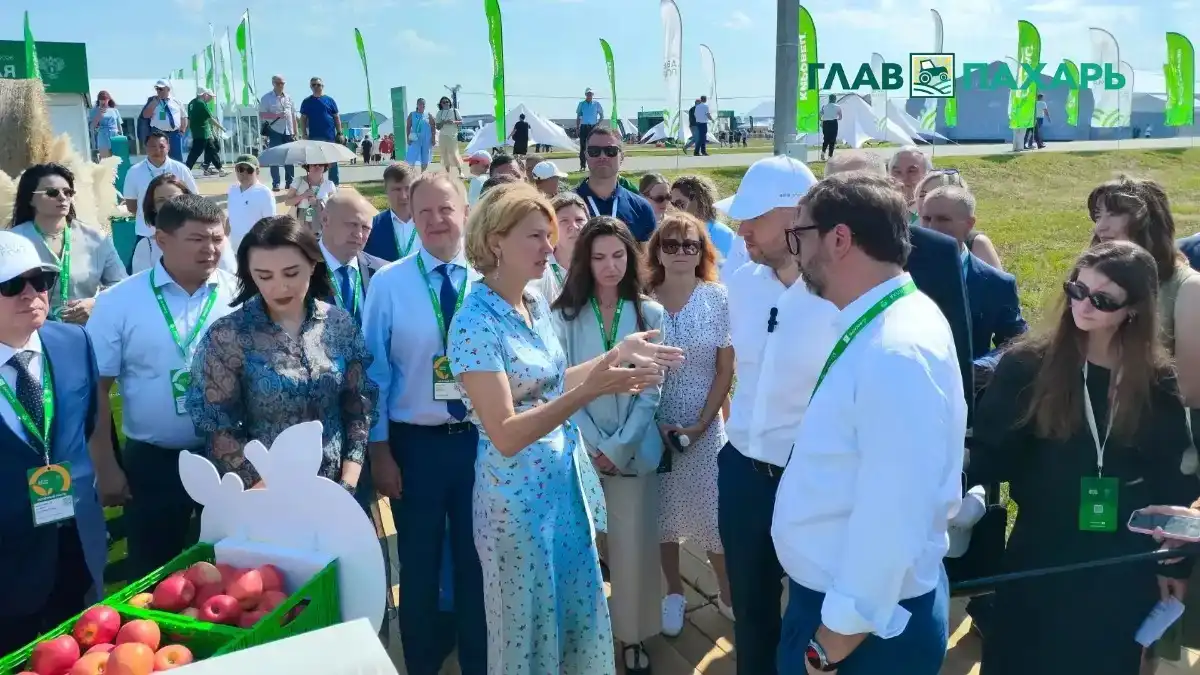 Россия и Китай планируют создать прототип совместного беспилотного трактора к 2027 году — Оксана Лут